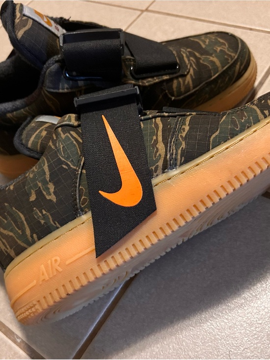AIR FORCE 1 UT LOW PRM WIP